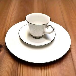 Set of (6) Carico Fine China CHANTILLY 7953 Setting Cup, Saucer & Dinner Plate.